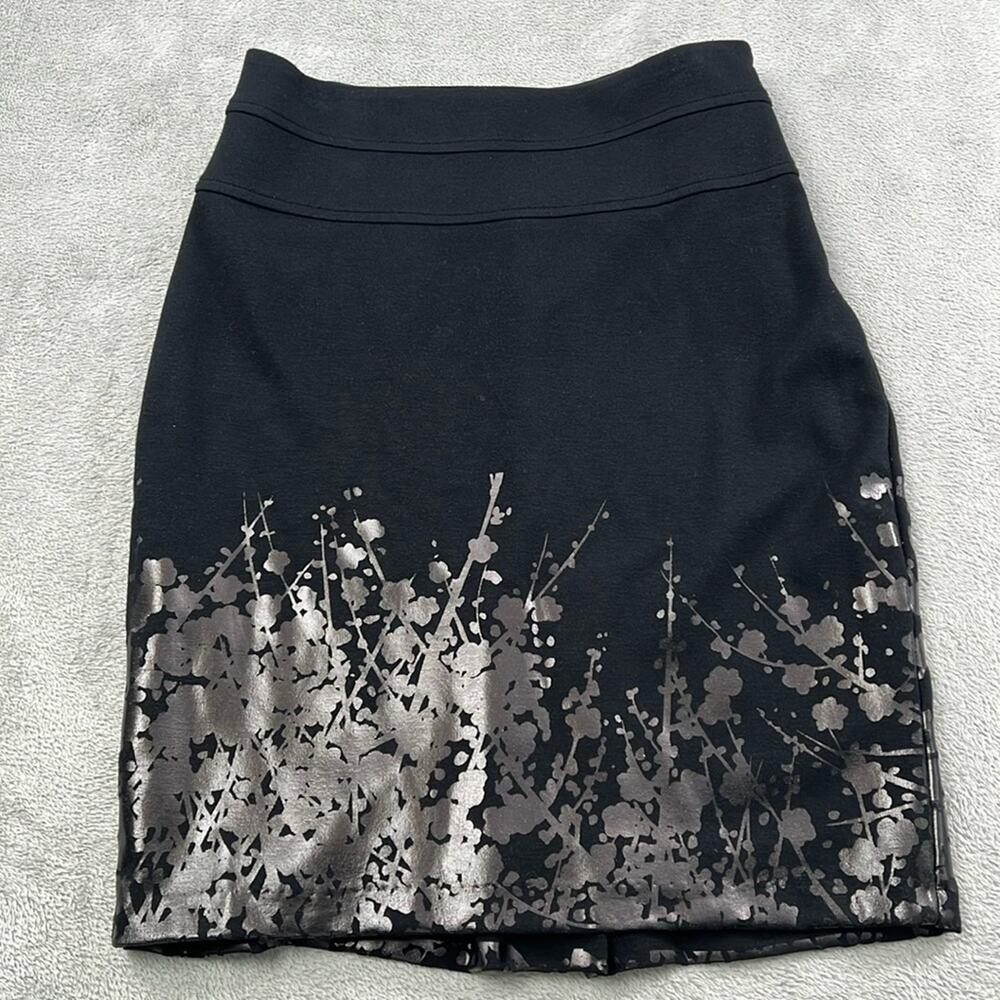 NEW Eva Franco 6 Black Knee Length Casual Classic Modest Skirt
